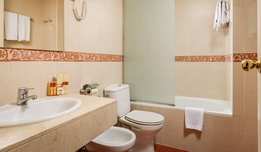 Bathroom Sunotel Aston  Barcelona